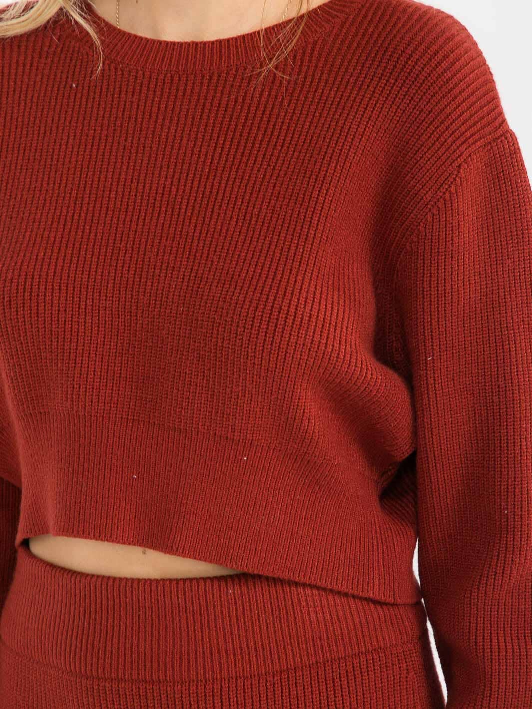 WOMEN'S LONG SLEEVE PULLOVER SWEATER & ELASTIC WAIST MINI SKIRT 2PC. SET