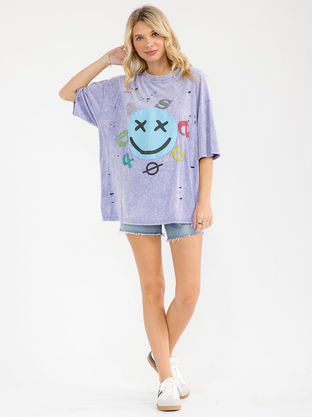 WOMEN'S SHORT SLEEVE DISTRESS GRAPHIC WASHED TOP