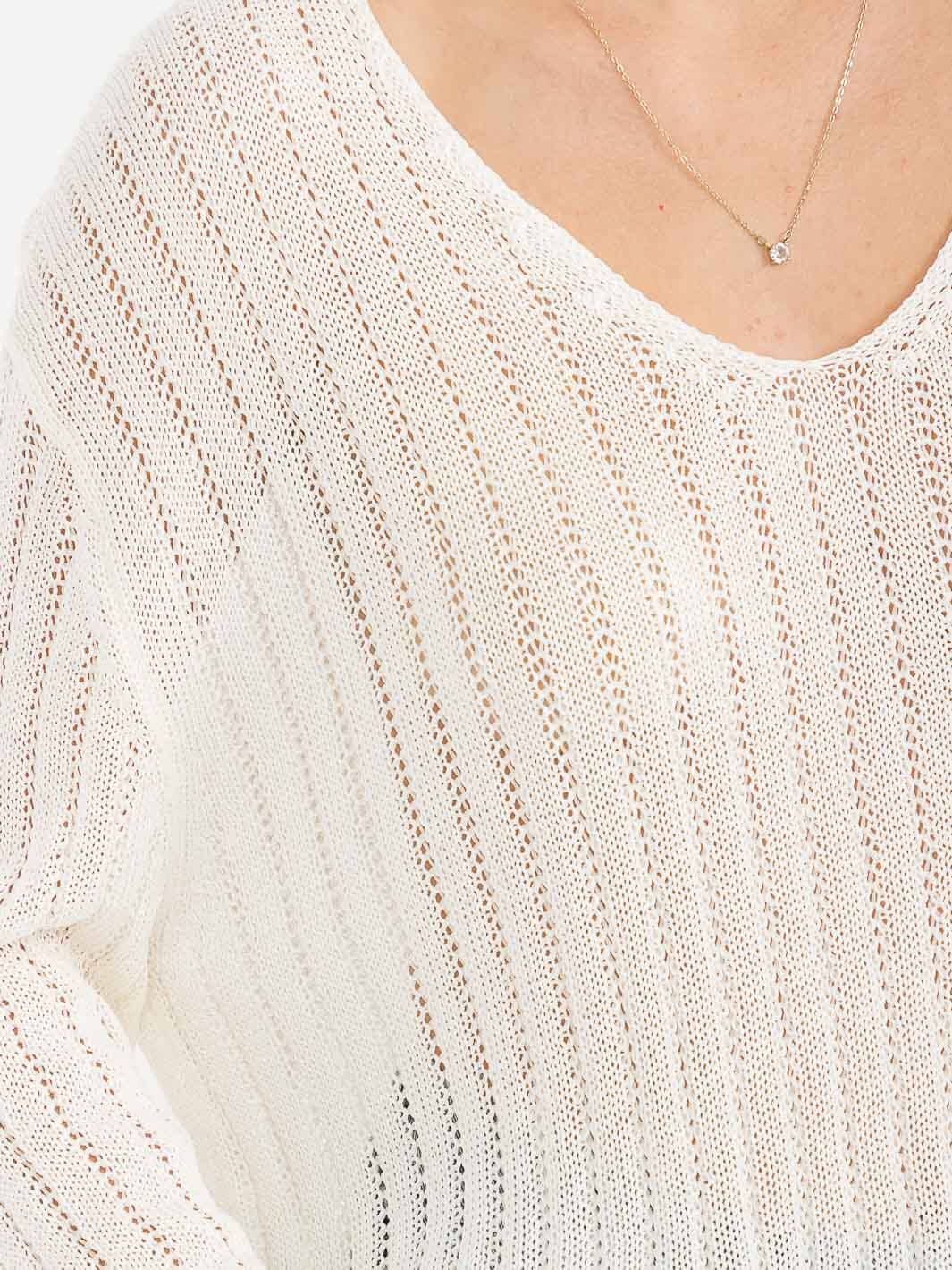 WOMEN'S LONG SLEEVE V-NECK KNIT TOP