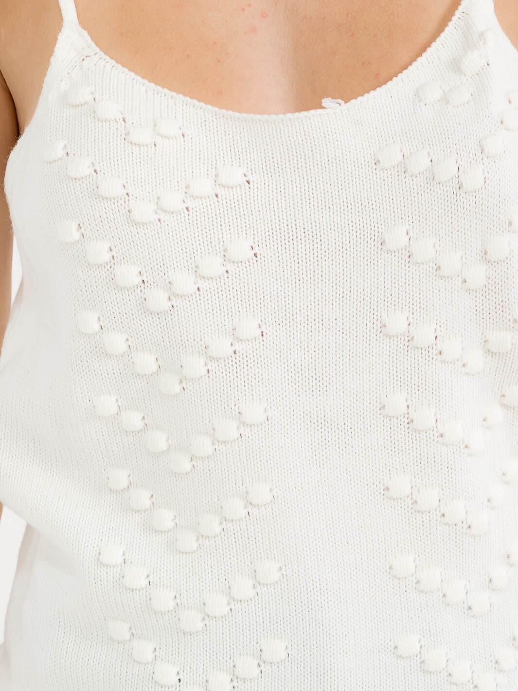 WOMEN'S SLEEVELESS POM POM DETAILED KNIT TANK TOP