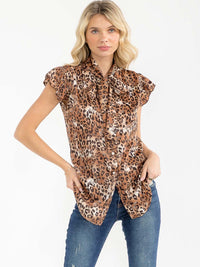 WOMEN'S SHORT SLEEVE BUTTON UP ANIMAL PRINT BLOUSE