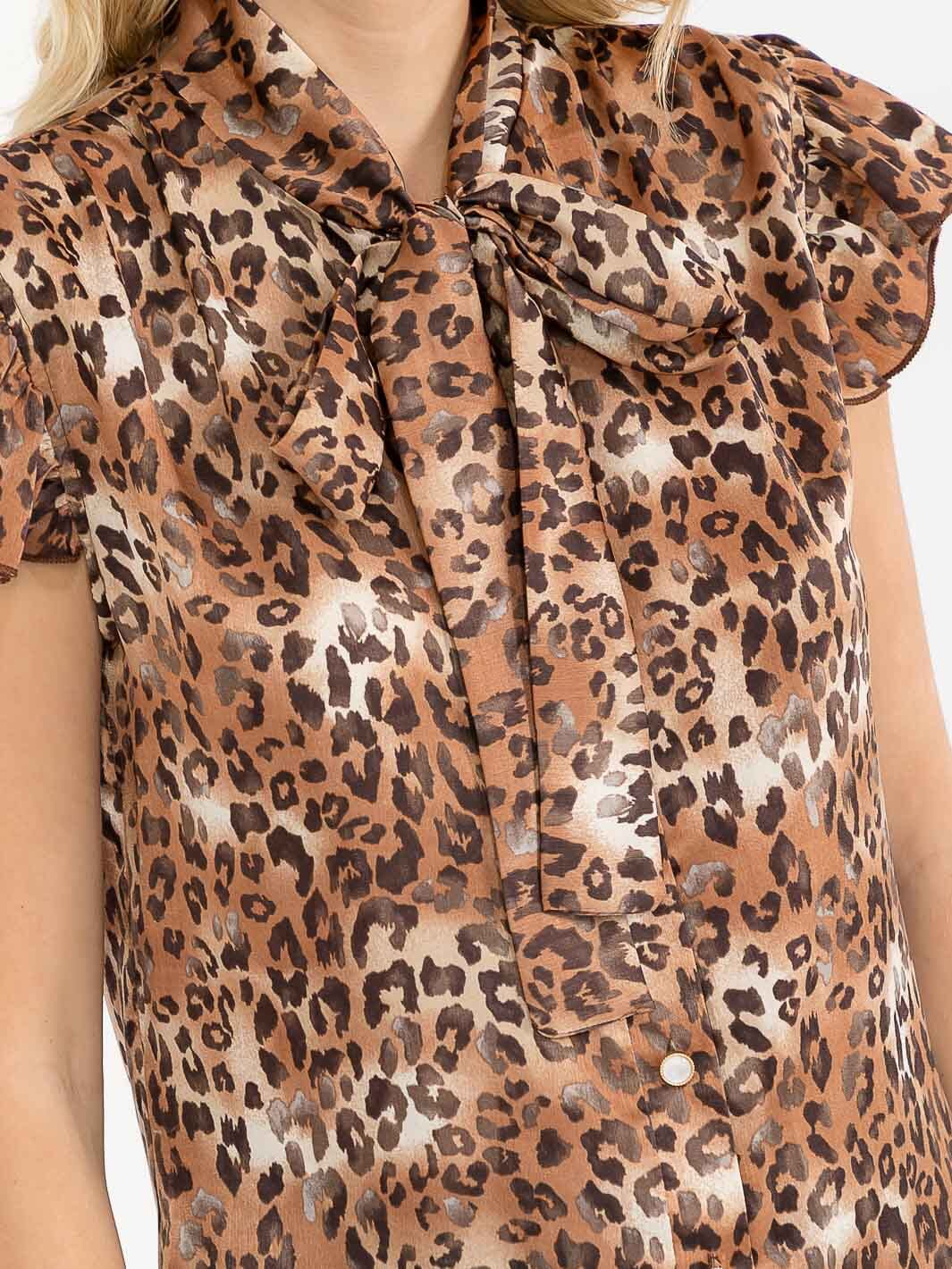 WOMEN'S SHORT SLEEVE BUTTON UP ANIMAL PRINT BLOUSE