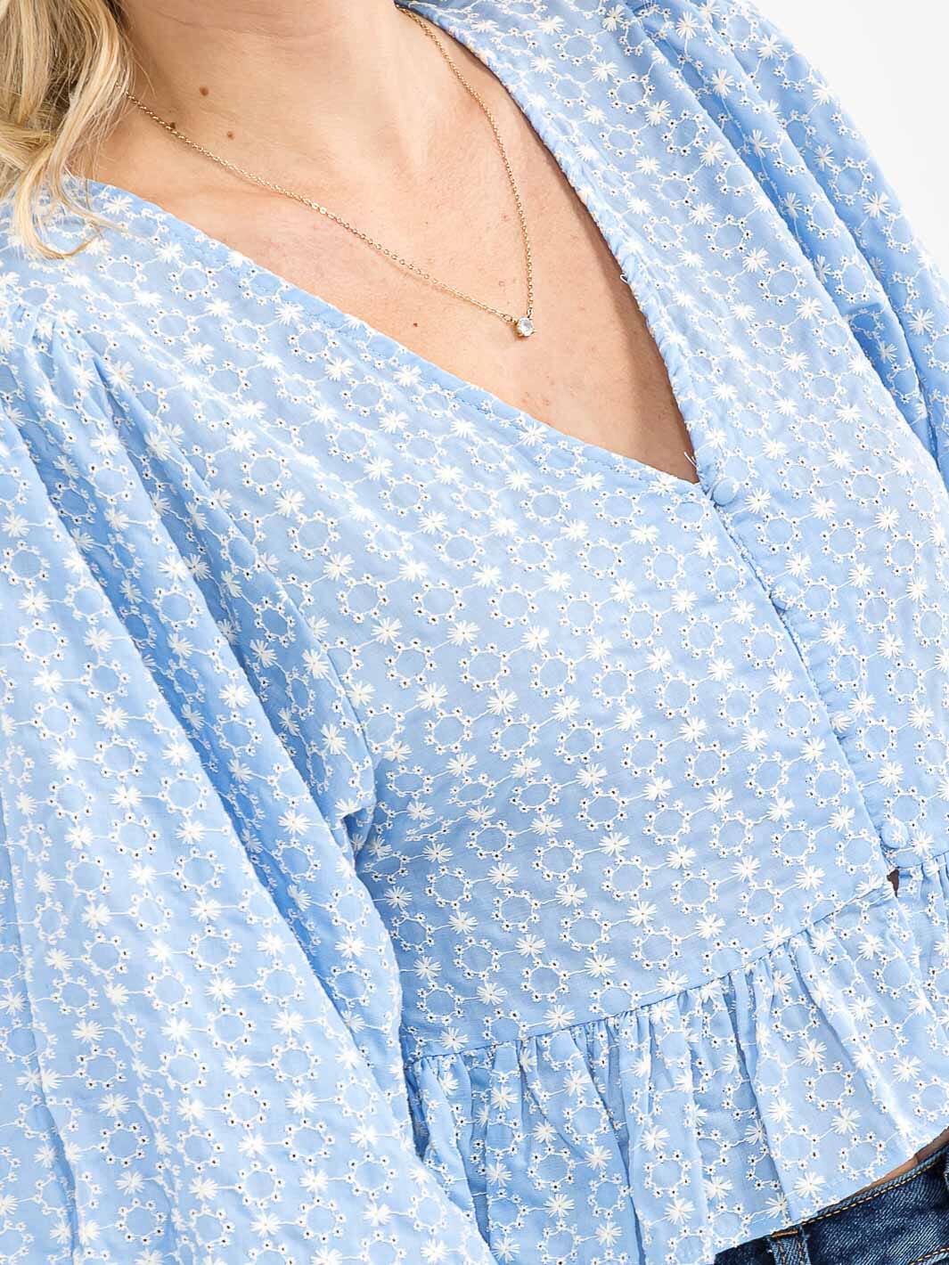 WOMEN'S 3/4 PUFF SLEEVE BUTTON UP V-NECK EMBROIDERY PEPLUM BLOUSE