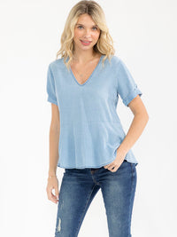 WOMEN'S SHORT SLEEVE V-NECK STRIPES CHAMBRAY PEPLUM BLOUSE