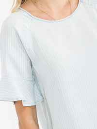 WOMEN'S SHORT RUFFLE SLEEVE STRIPES CHAMBRAY BLOUSE