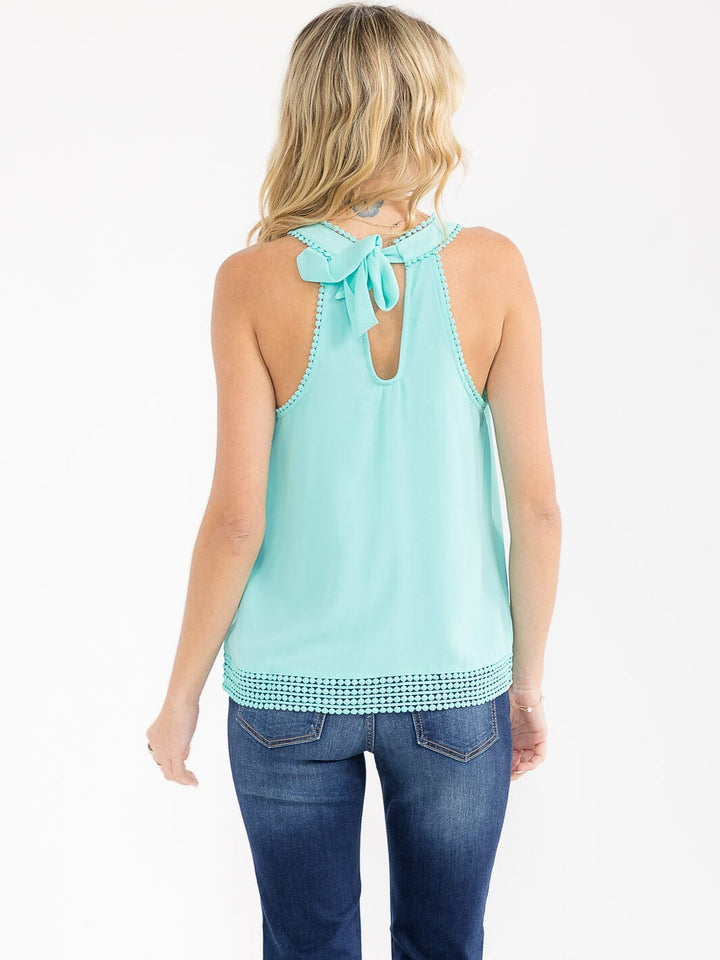 WOMEN'S SLEEVELESS BACK TIE TRIM DETAILED TANK TOP