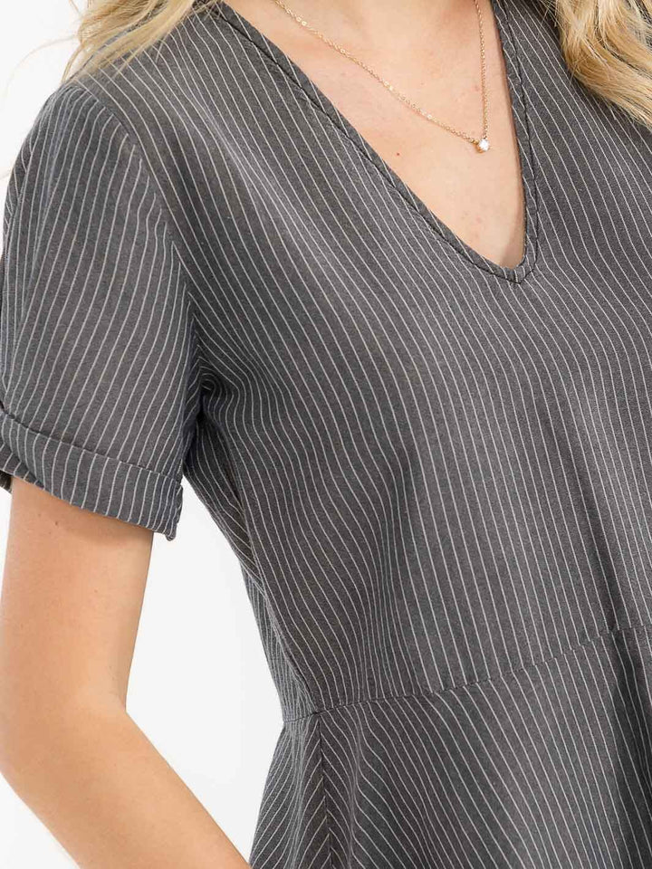 WOMEN'S SHORT SLEEVE V-NECK STRIPES CHAMBRAY PEPLUM BLOUSE
