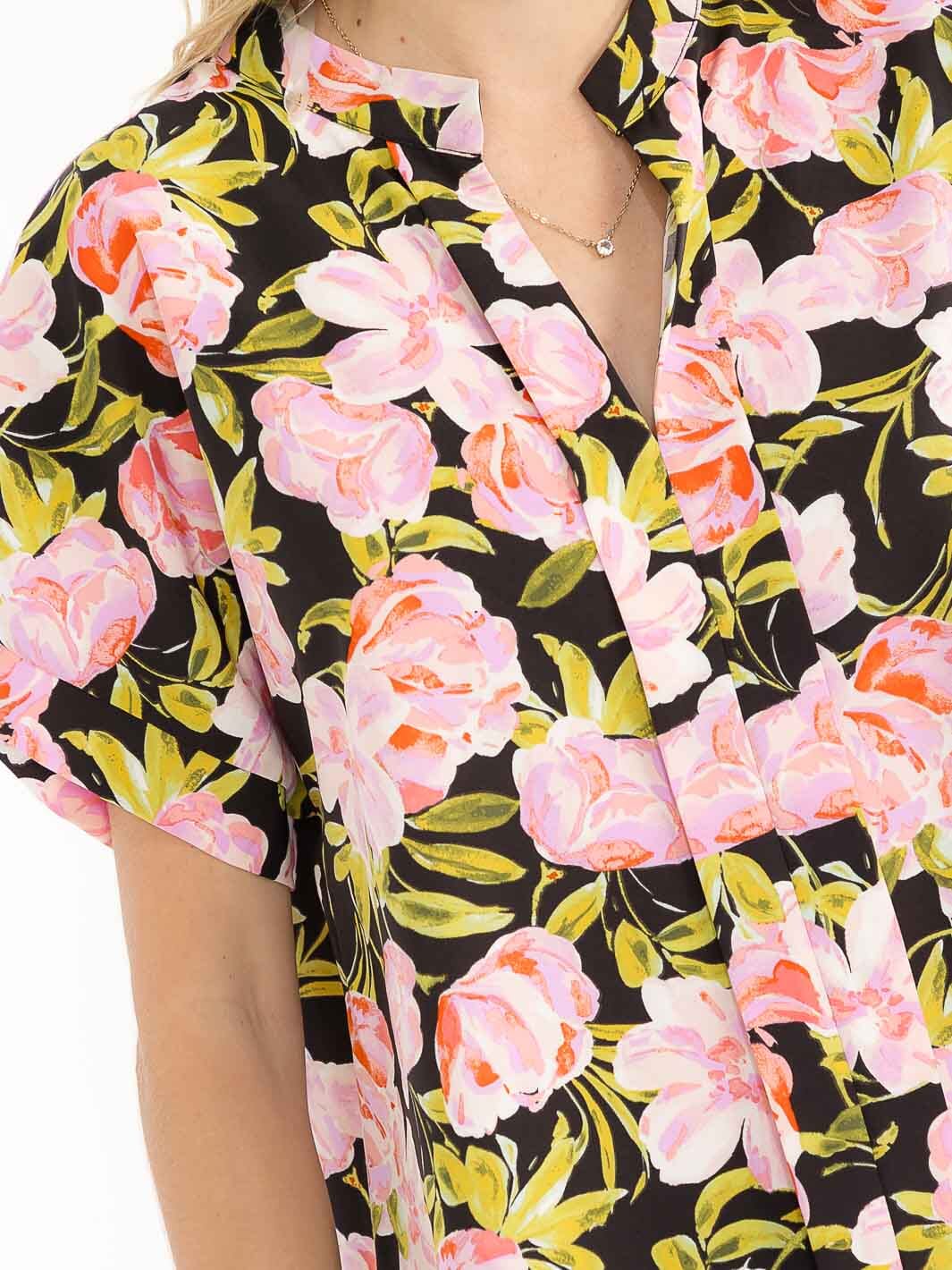 WOMEN'S SHORT SLEEVE V-NECK FLORAL PRINT BLOUSE