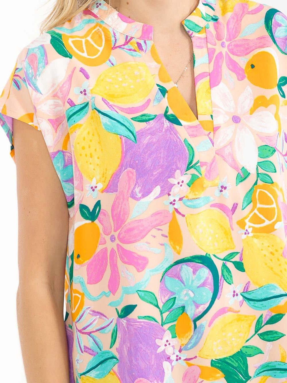 WOMEN'S SHORT SLEEVE V-NECK FRUIT PRINT BLOUSE
