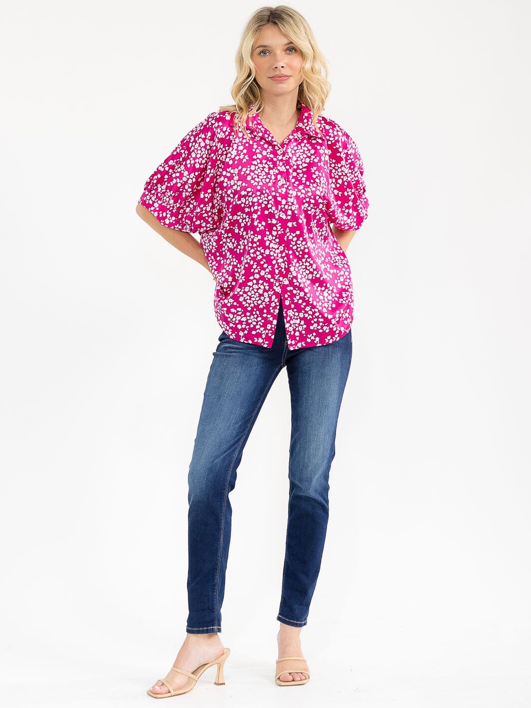 WOMEN'S SHORT SLEEVE BUTTON UP FLORAL PRINT BLOUSE