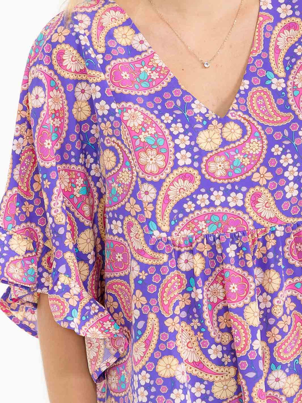 WOMEN'S SHORT RUFFLE SLEEVE V-NECK MULTI PRINT BLOUSE