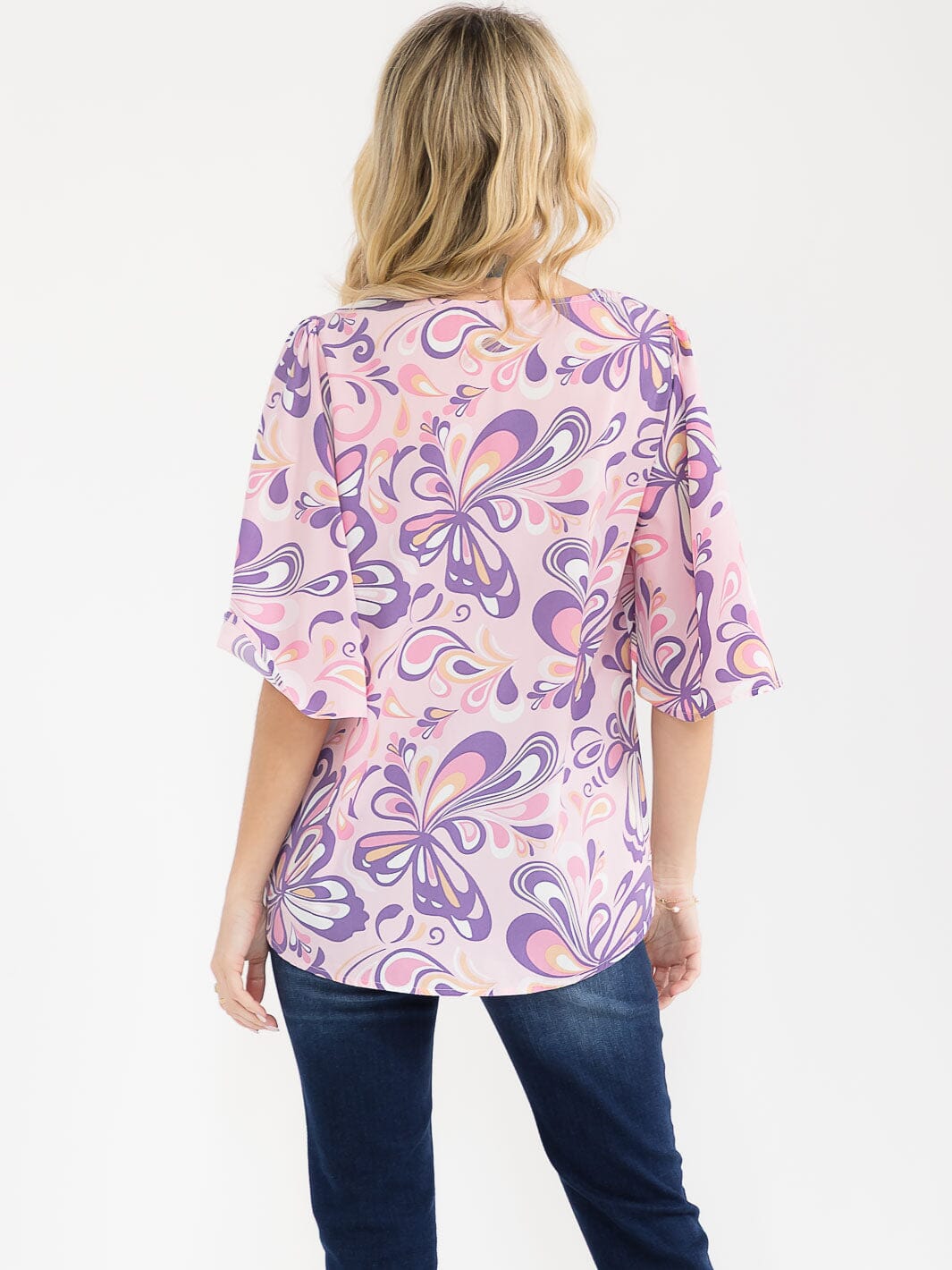 WOMEN'S SHORT SLEEVE V-NECK MULTI PRINT BLOUSE