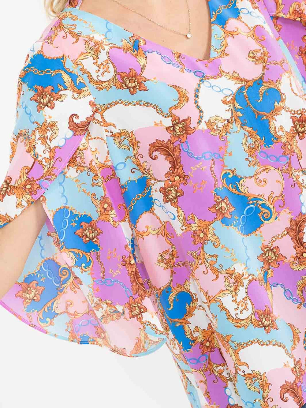 WOMEN'S SHORT BELL SLEEVE V-NECK MULTI PRINT BLOUSE