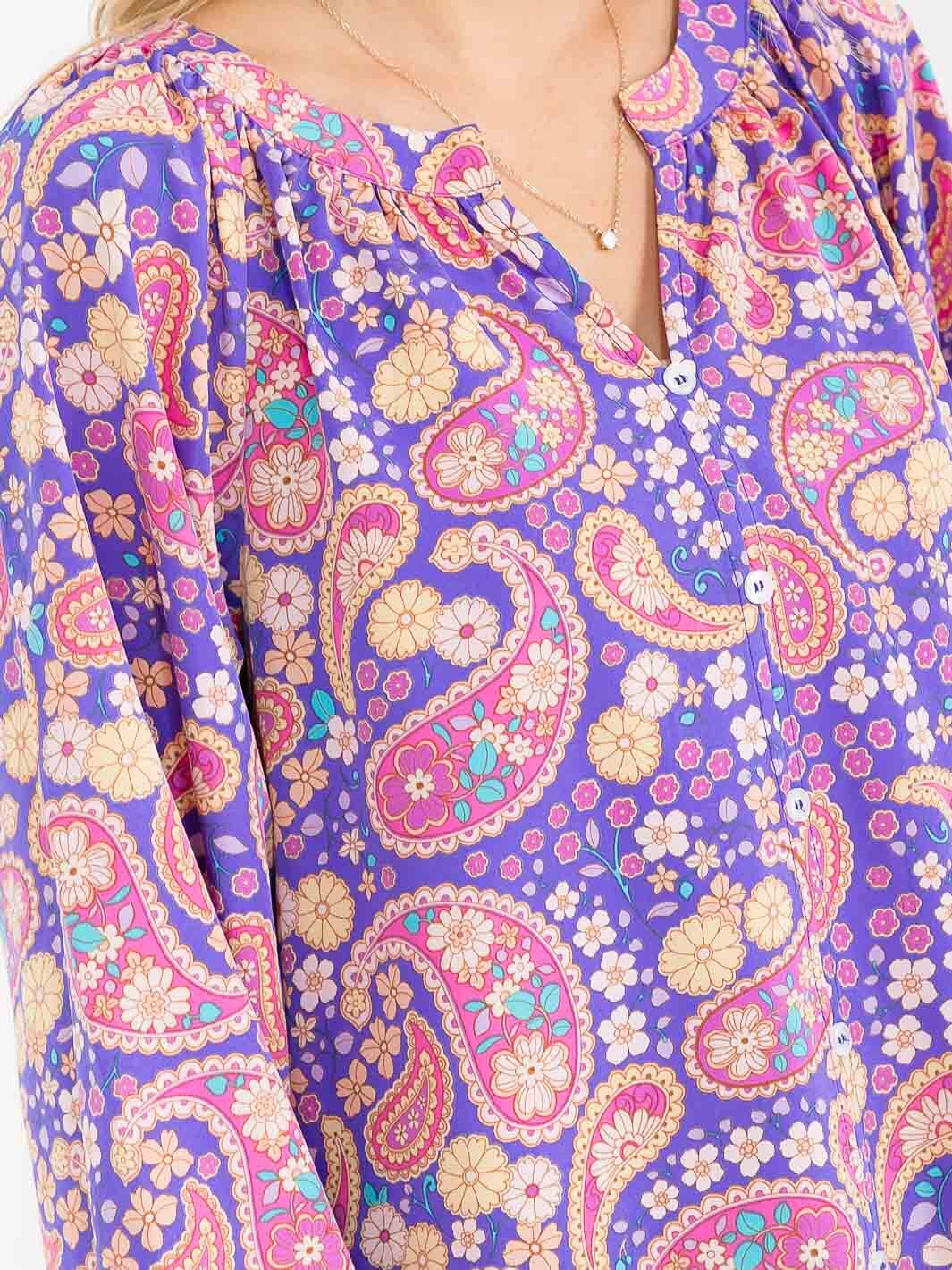 WOMEN'S LONG SLEEVE V-NECK MULTI PRINT BLOUSE