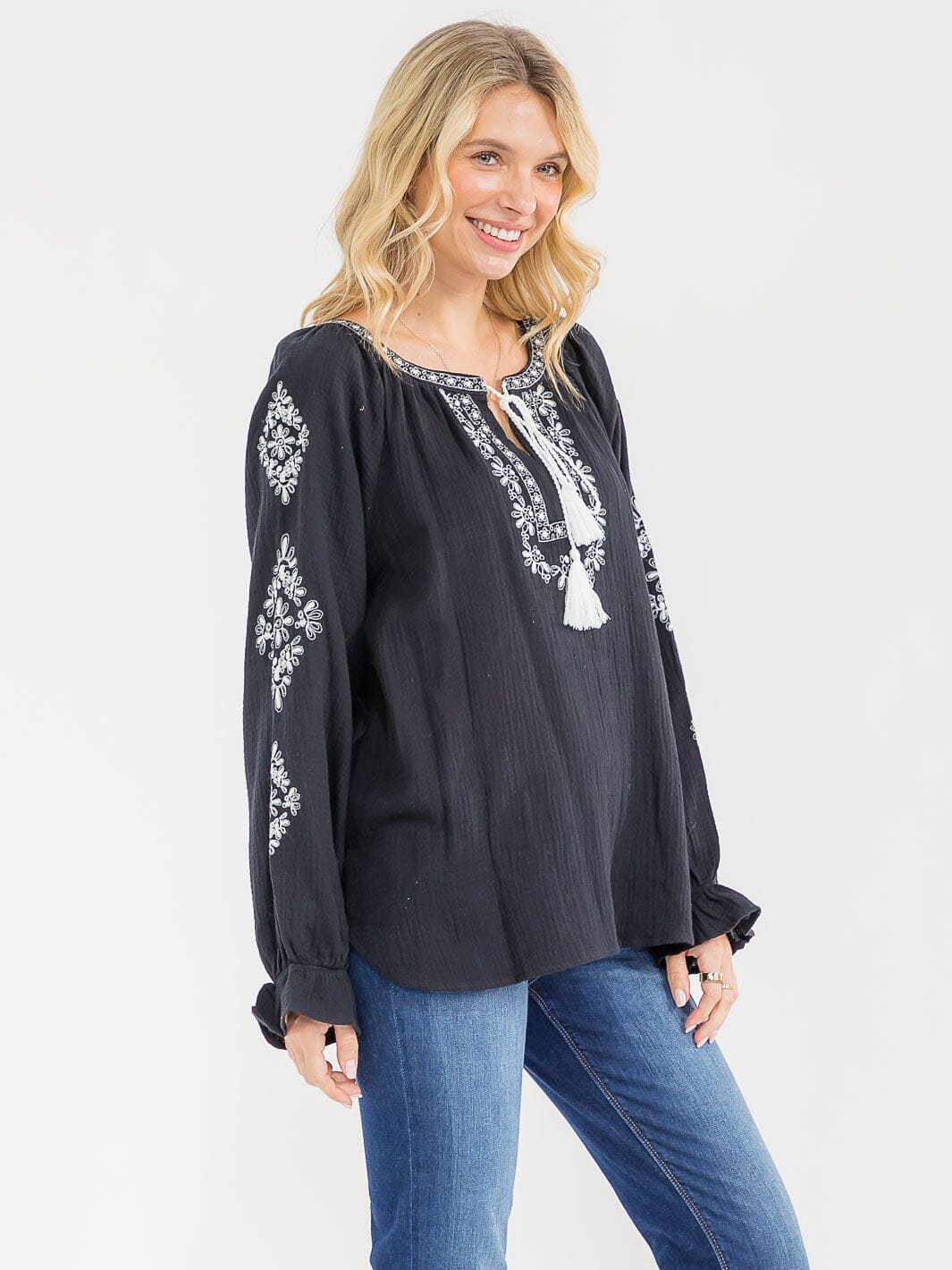 WOMEN'S LONG SLEEVE V-NECK LOOSE FIT TUNIC EMBROIDERY BLOUSE