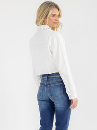 WOMEN'S LONG SLEEVE BUTTON CLOSURE STUDS DENIM JACKET