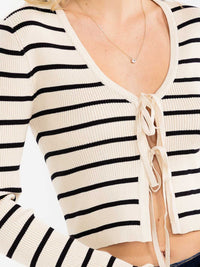 WOMEN'S LONG SLEEVE FRONT TIE RIBBED COLORBLOCK TOP