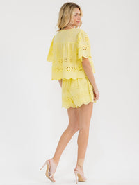 WOMEN'S SHORT SLEEVE BLOUSE & ELASTIC WAIST MINI SHORTS EYELET 2PC. SET