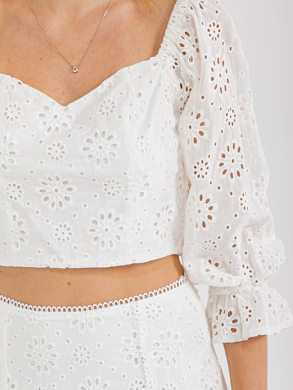 WOMEN'S 3/4 SLEEVES TOP & BELTED MINI SKIRT EYELET 2PC. SET