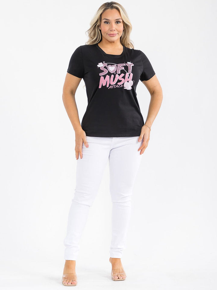 PLUS SIZE SHORT SLEEVE GRAPHIC STUDS DETAILED TOP