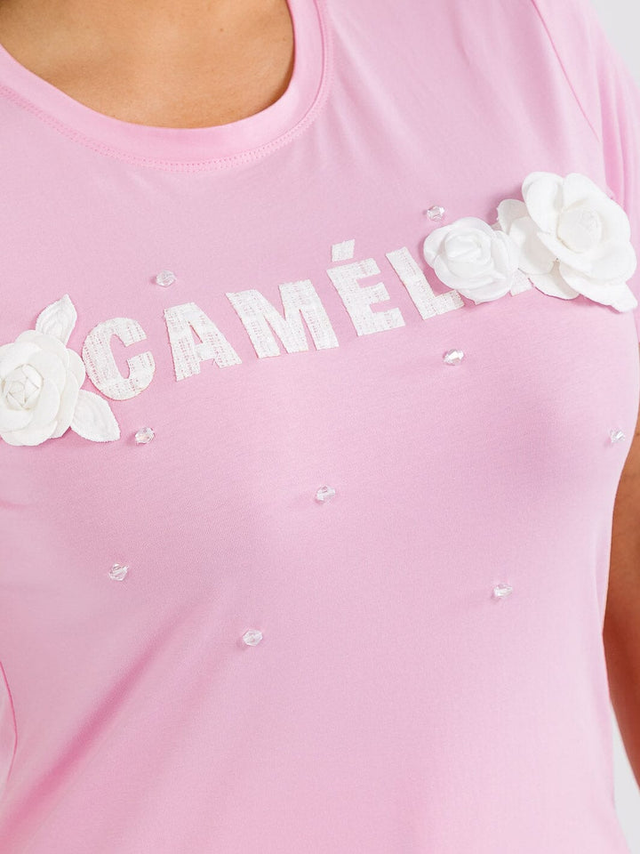 PLUS SIZE SHORT SLEEVE GRAPHIC FLOWER DETAILED TOP