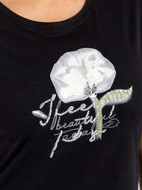 PLUS SIZE SHORT SLEEVE GRAPHIC SEQUINS TOP