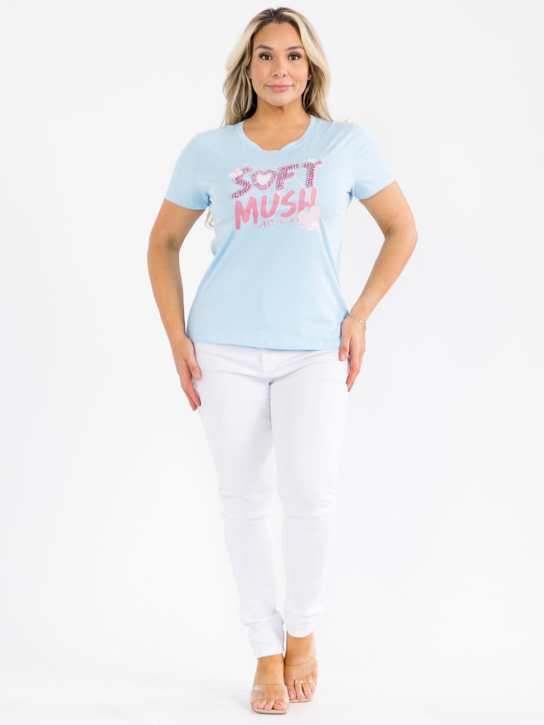 PLUS SIZE SHORT SLEEVE GRAPHIC STUDS DETAILED TOP