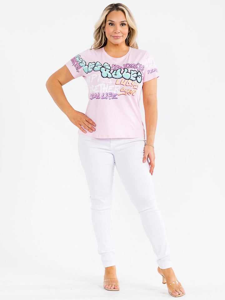 PLUS SIZE SHORT SLEEVE GRAPHIC TOP