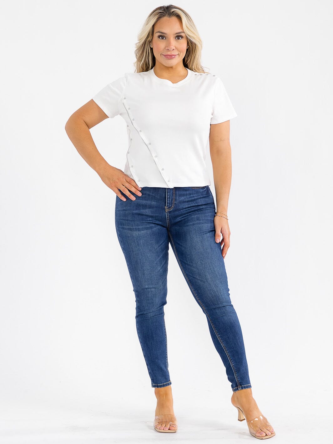 PLUS SIZE SHORT SLEEVE SIDE DETAILED RHINESTONE TOP