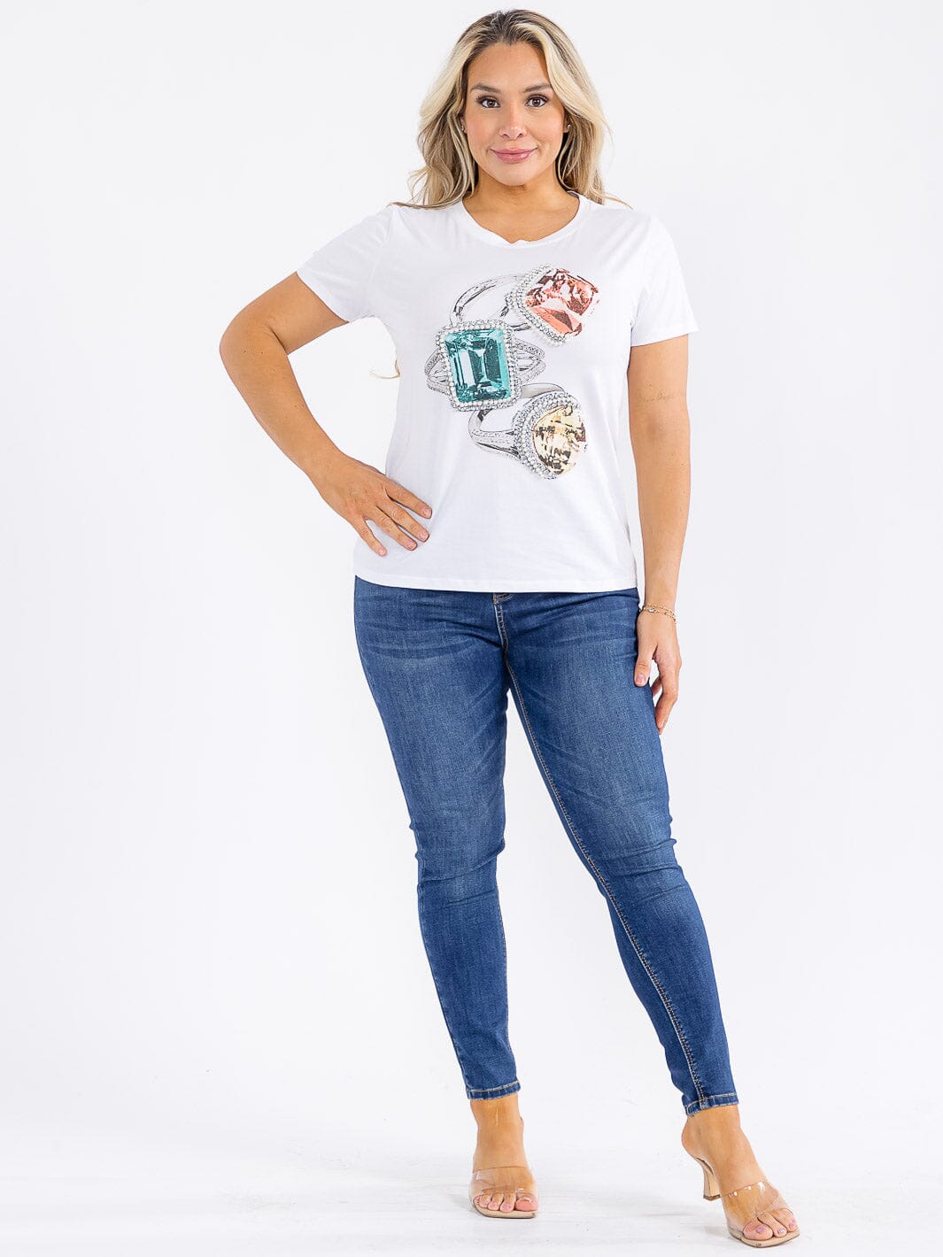 PLUS SIZE SHORT SLEEVE GRAPHIC PEARL DETAILED TOP