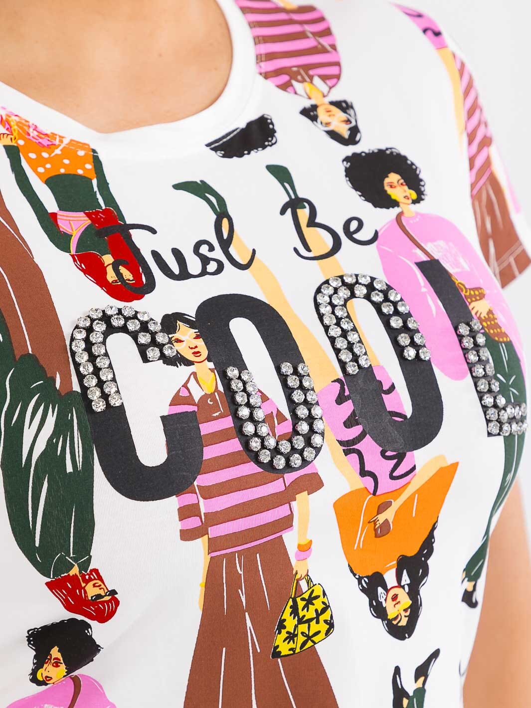 PLUS SIZE SHORT SLEEVE GRAPHIC RHINESTONE TOP