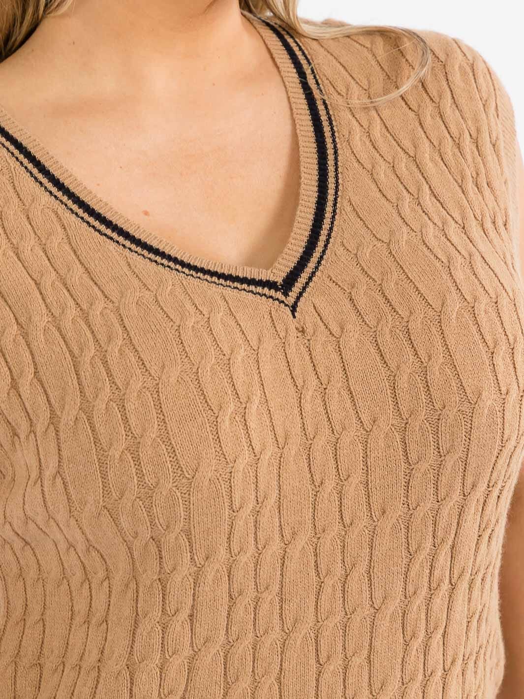 PLUS SIZE SLEEVELESS V-NECK CABLE KNIT SWEATER VEST