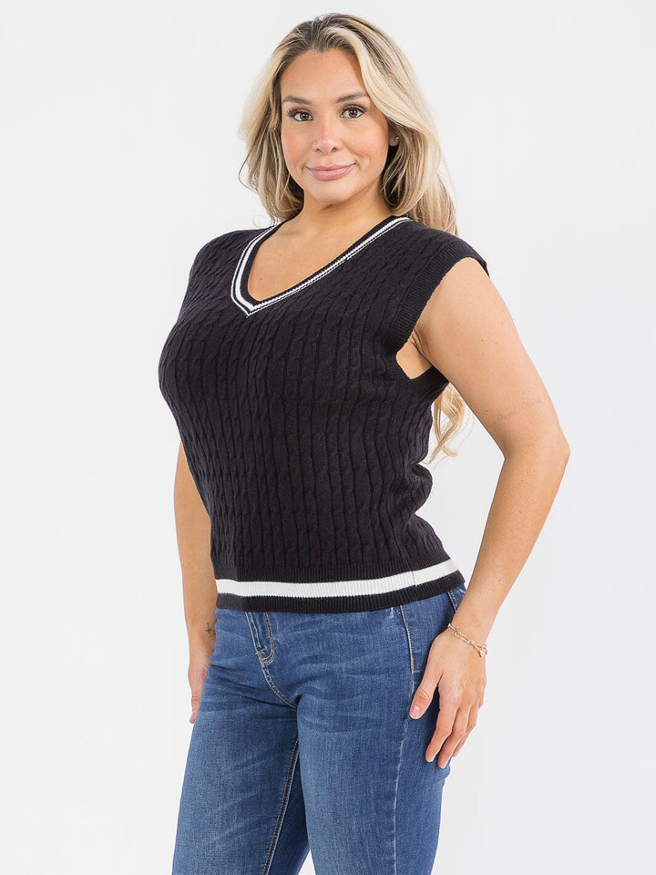 PLUS SIZE SLEEVELESS V-NECK CABLE KNIT SWEATER VEST