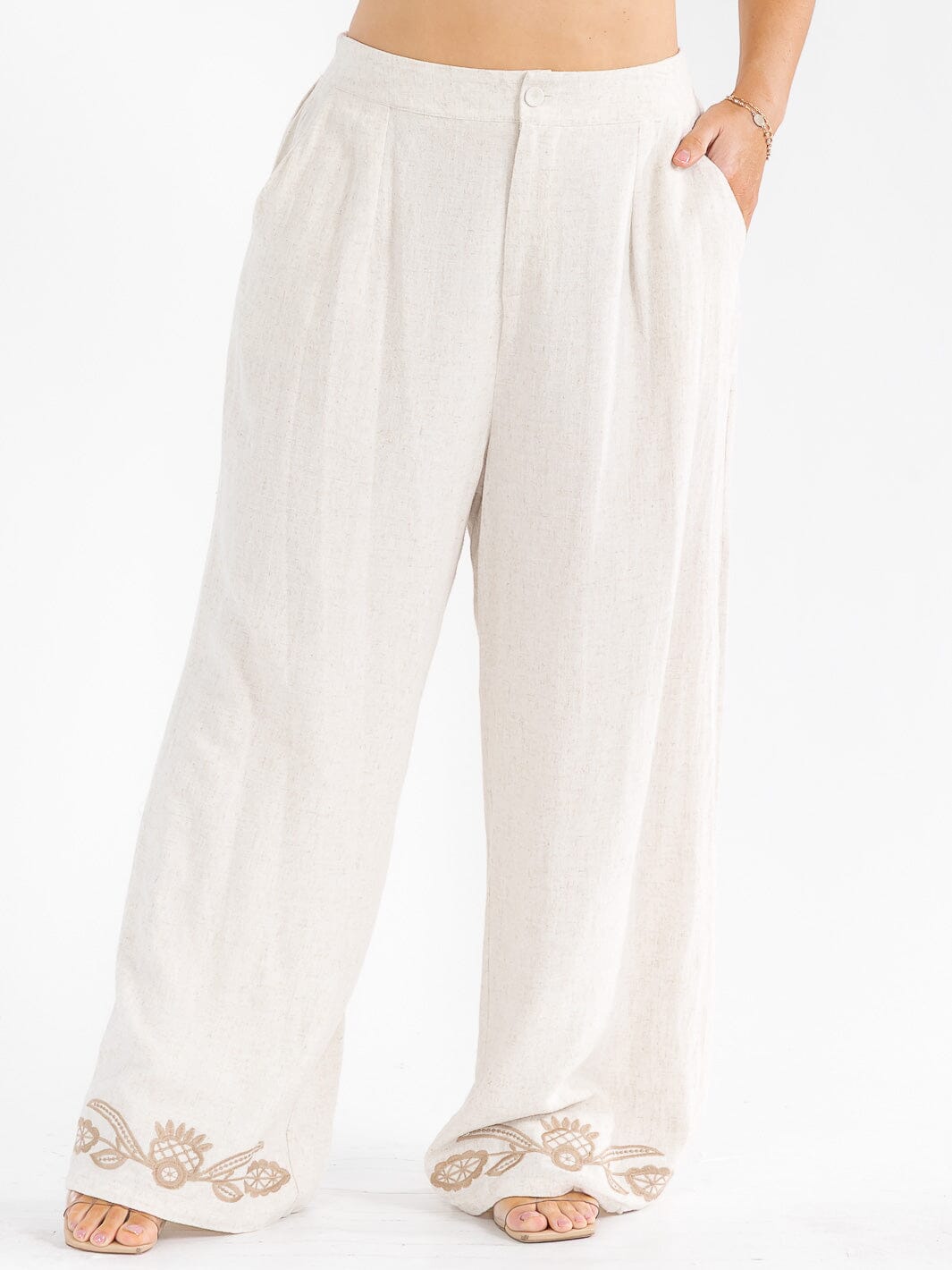 PLUS SIZE SHORT SLEEVE BLOUSE & ELASTIC WAIST PANTS EMBROIDERY LINEN 2PC. SET