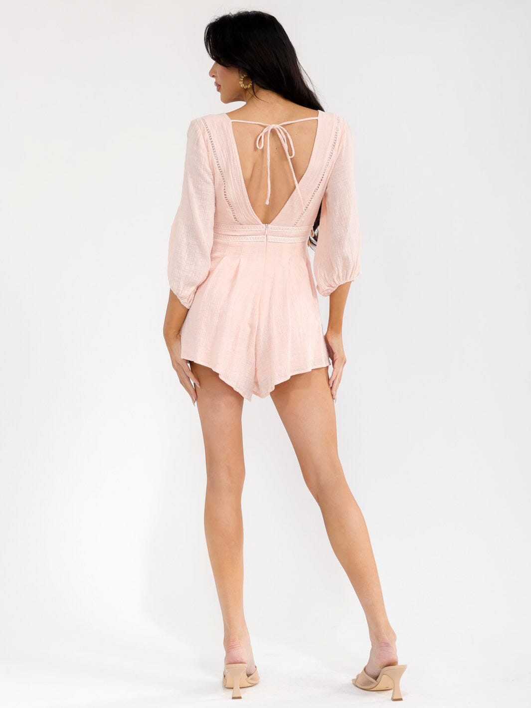 WOMEN'S 3/4 SLEEVE V-NECK WAIST DETAILED OPEN BACK ROMPER