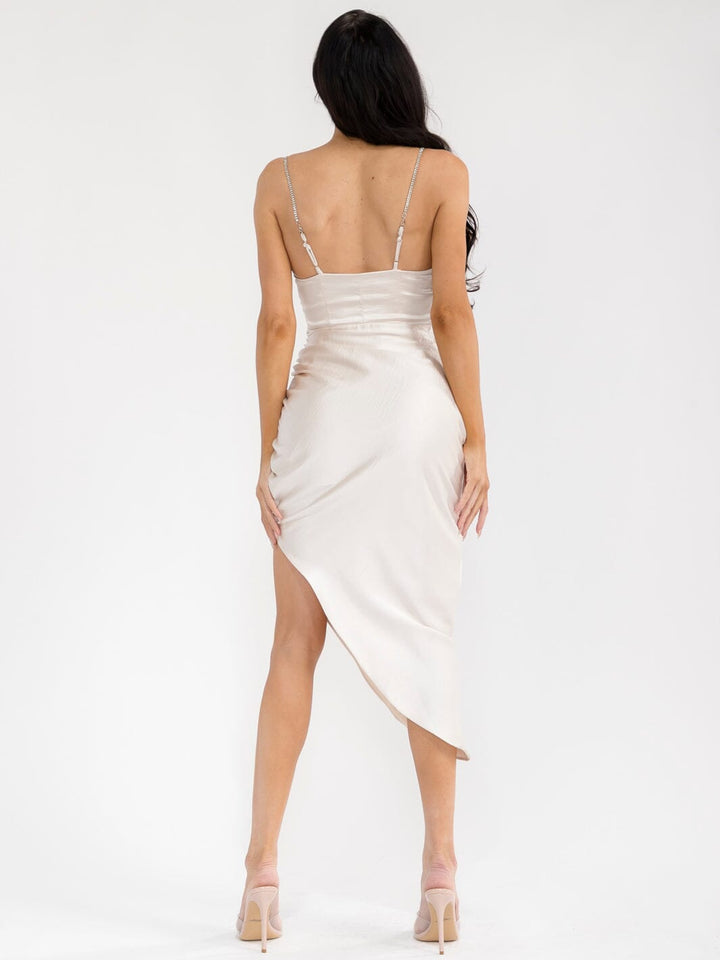 WOMEN'S SLEEVELESS HIGH-LOW SIDE SLIT STUDS DETAILED BODYCON MIDI DRESS