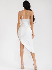 WOMEN'S SLEEVELESS HIGH-LOW SIDE SLIT STUDS DETAILED BODYCON MIDI DRESS