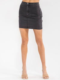 WOMEN'S BUTTON CLOSURE POCKETS WASHED STRETCH DENIM MINI SKIRT