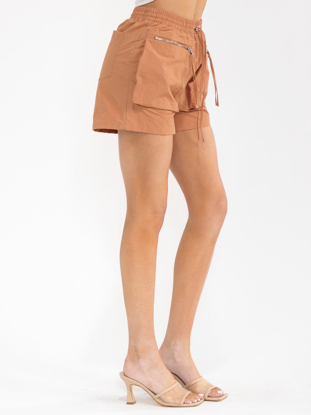 WOMEN'S ELASTIC WAIST POCKETS MINI SHORTS