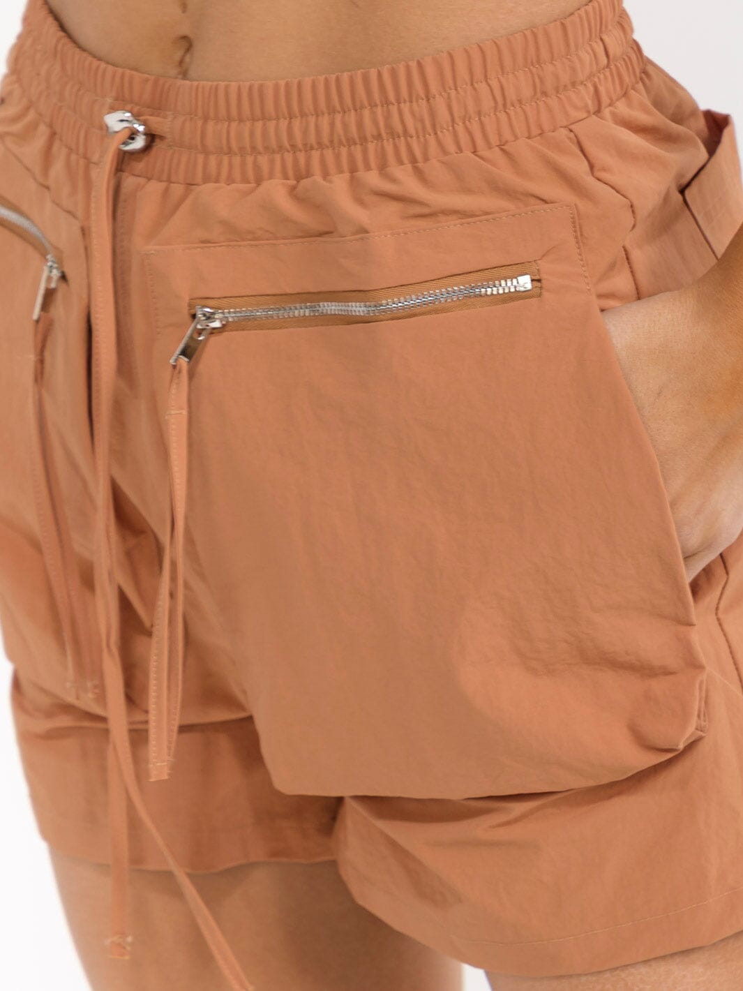 WOMEN'S ELASTIC WAIST POCKETS MINI SHORTS