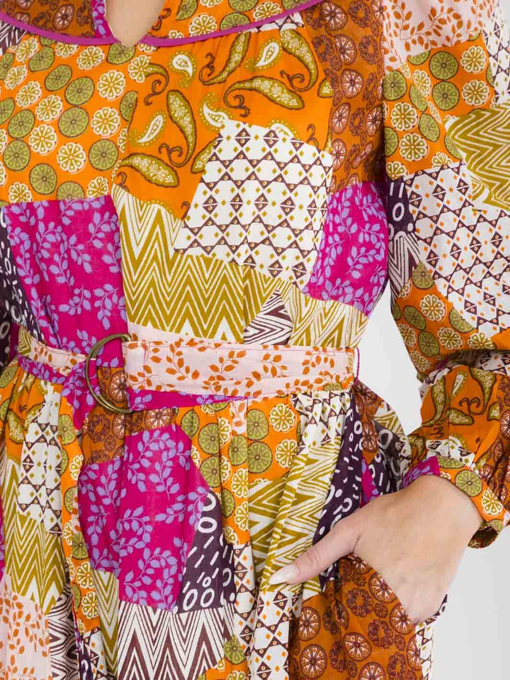WOMEN'S LONG SLEEVE V-NECK FRONT POCKETS MULTI PRINT MAXI DRESS