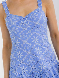 WOMEN'S SLEEVELESS SMOCK EYELET DETAILED MINI DRESS