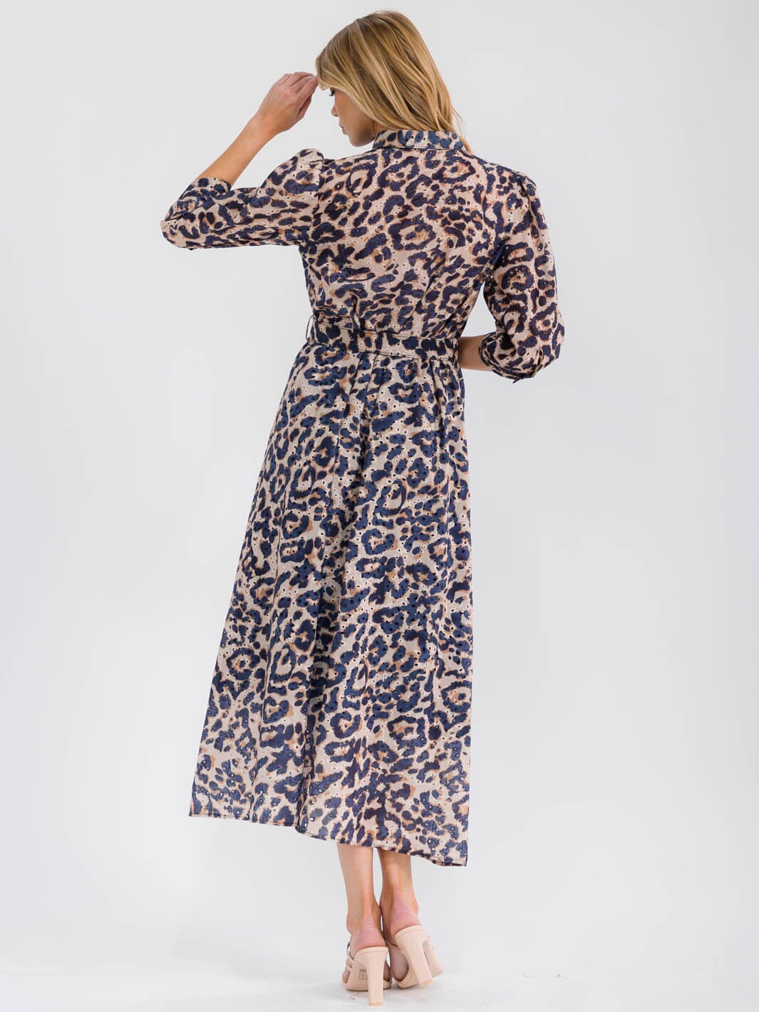 WOMEN'S 3/4 SLEEVES BUTTON UP BELTED ANIMAL PRINT PRINT EYELET MAXI DRESS