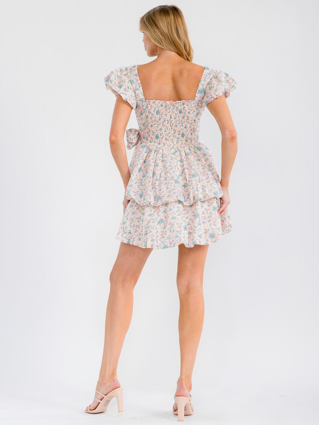 WOMEN'S SHORT PUFF SLEEVE RUFFLE TIERED SWISS SMOCK FLORAL MINI DRESS