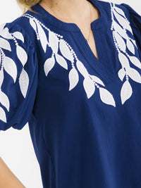 WOMEN'S SHORT PUFF SLEEVE V-NECK EMBROIDERY LEAF BLOUSE