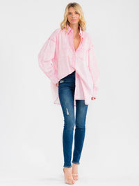 WOMEN'S LONG SLEEVE BUTTON UP FRONT POCKET CHAMBRAY WASHED OVERSIZED SHIRT