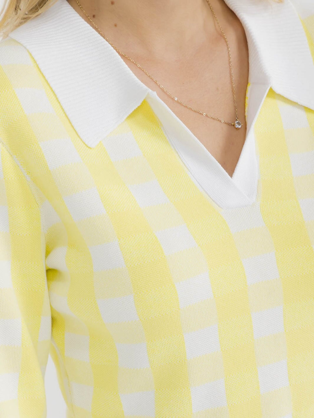 WOMEN'S LONG SLEEVE V-NECK COLORBLOCK PULLOVER SWEATER