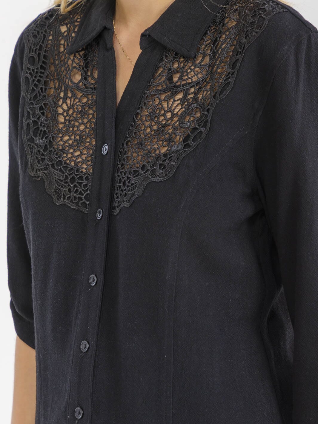 WOMEN'S 3/4 SLEEVE BUTTON UP LACE EMBROIDERY LINEN BLOUSE
