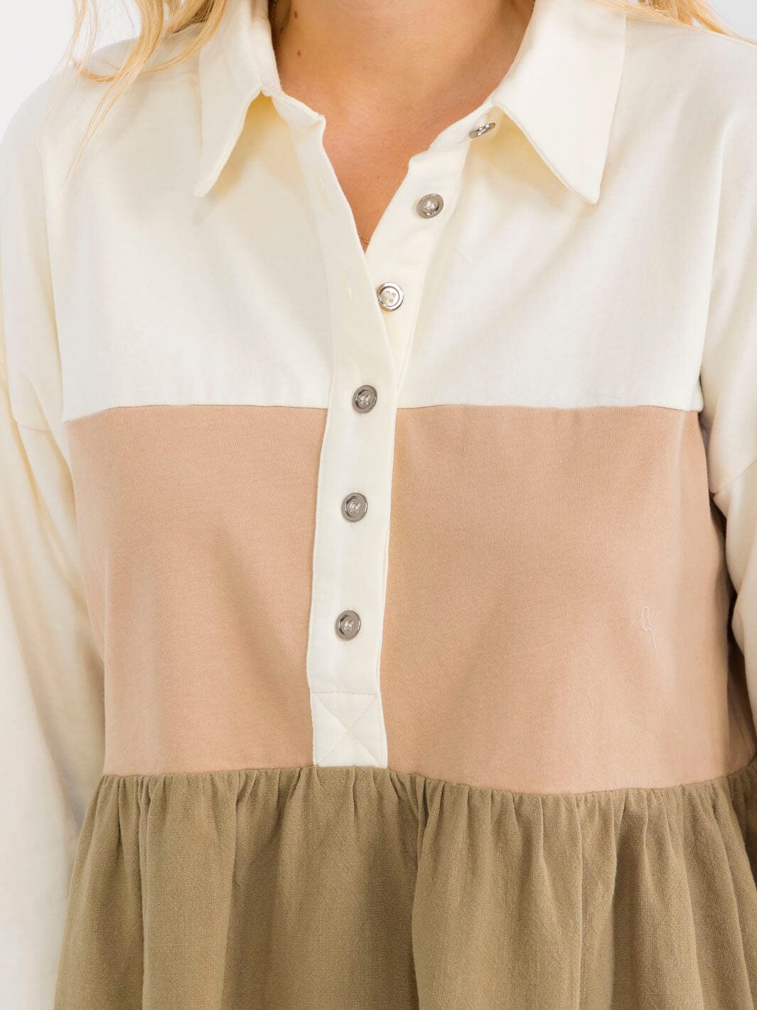 WOMEN'S LONG SLEEVE BUTTON UP TIERED COLORBLOCK BLOUSE