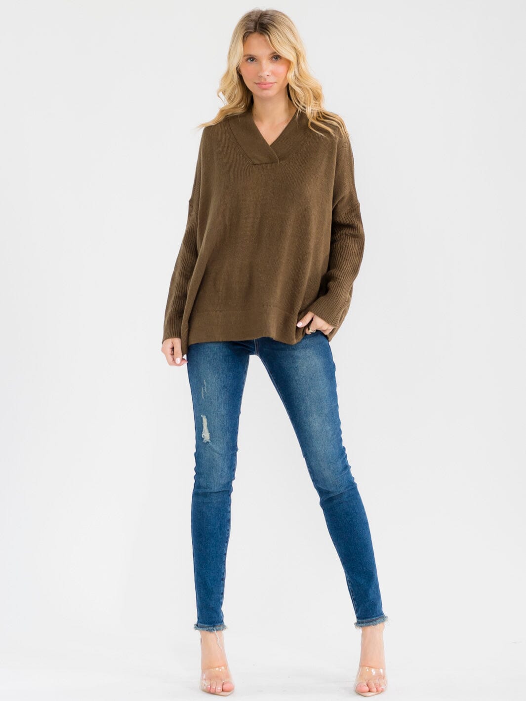 WOMEN'S LONG SLEEVE V-NECK PULLOVER KNIT SWEATER